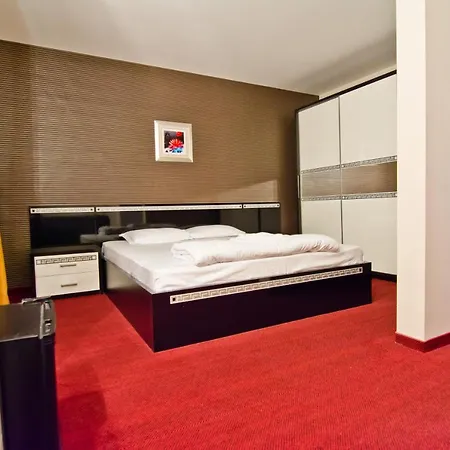 семеен романтика Hotel 3*